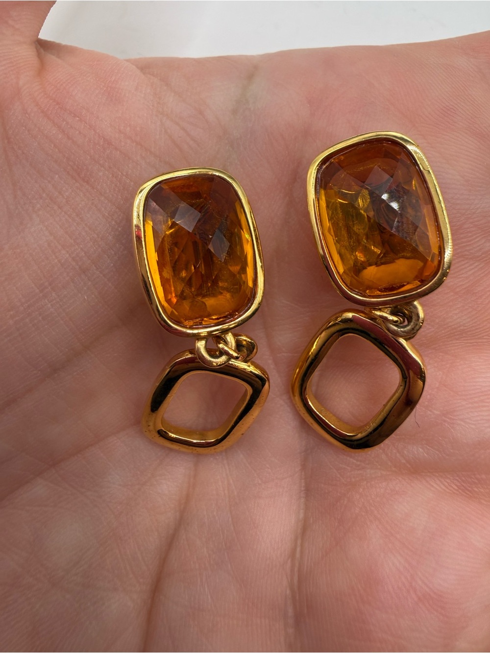 Authentic signed Swarovski Gold-Tone Amber Drop clip on Earrings - Picture 4 of 4